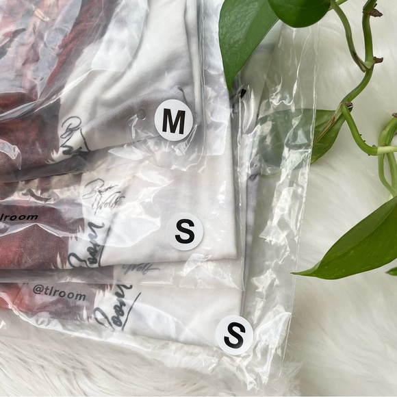 Coors Light x The Laundry Room x UO Beer Wolf Crop Oversized Tee - Diamond Dye - Picture 12 of 13